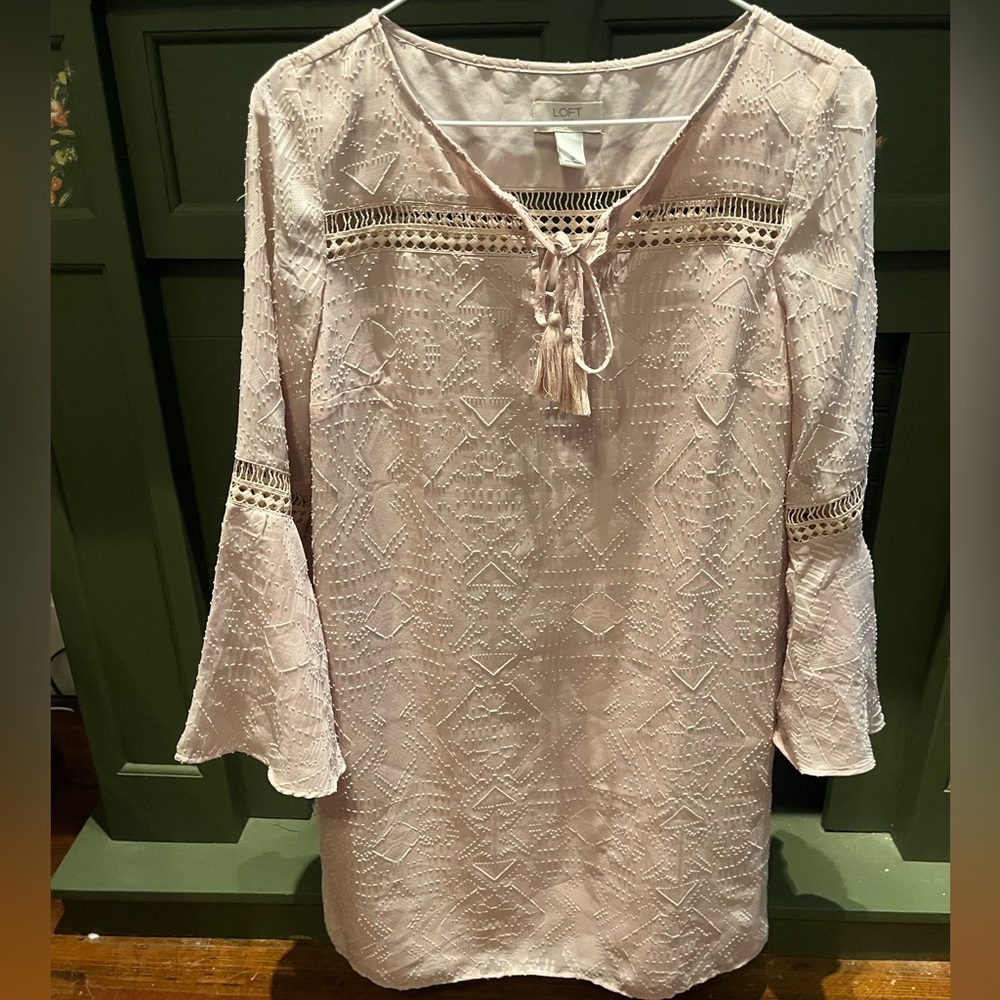 LOFT Blush Lace-Trim knee length dress 3/4 length flare sleeve size SP